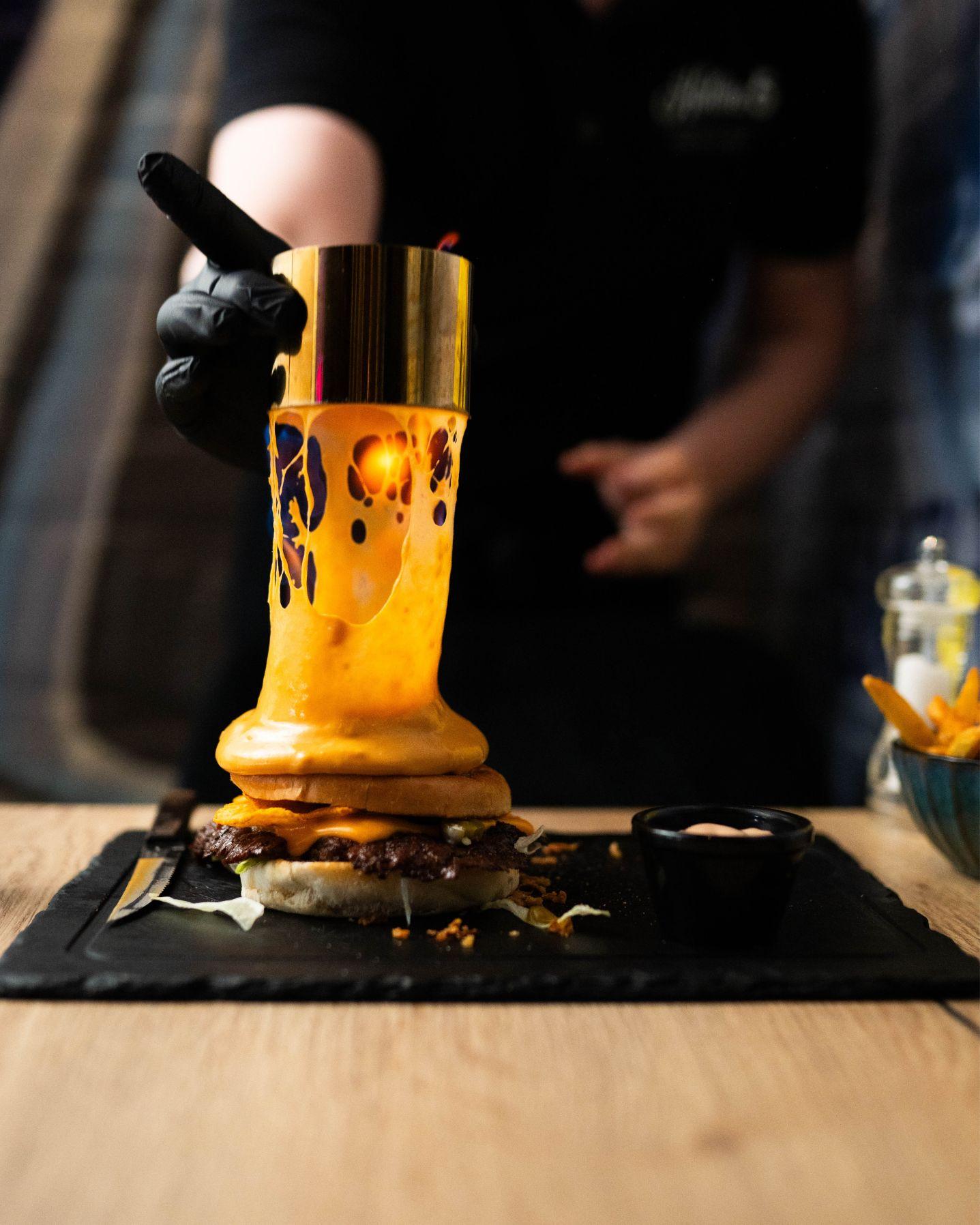 Hotline 5 Restaurant